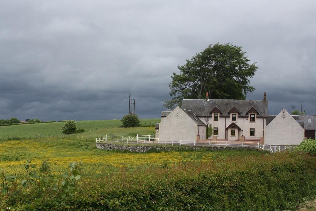 The Barn Lodge Stirling Exterior photo